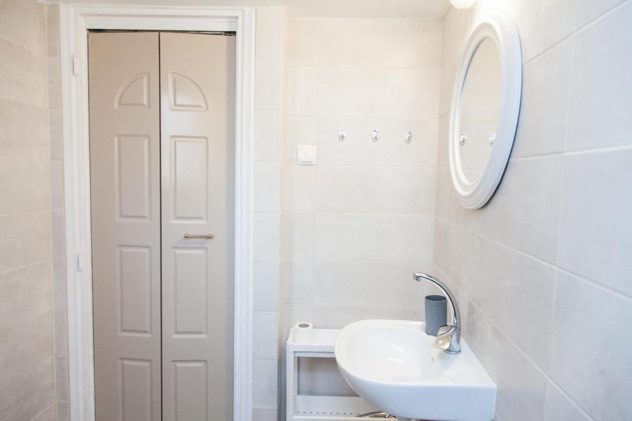 Brand New, Cheerful Apartment In Central Athene Buitenkant foto